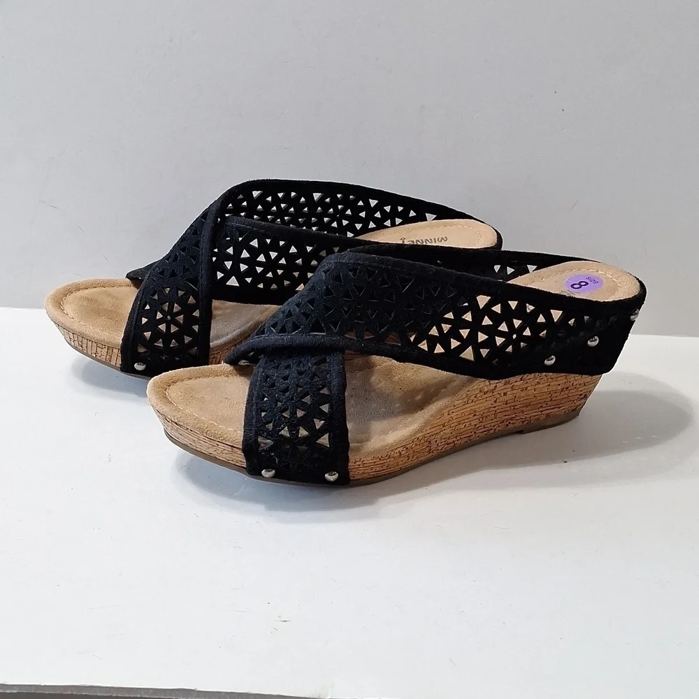Minnetonka Black Tan Bohemian Lainey Boho Cut Out Suede Wedge Sandals Size 8